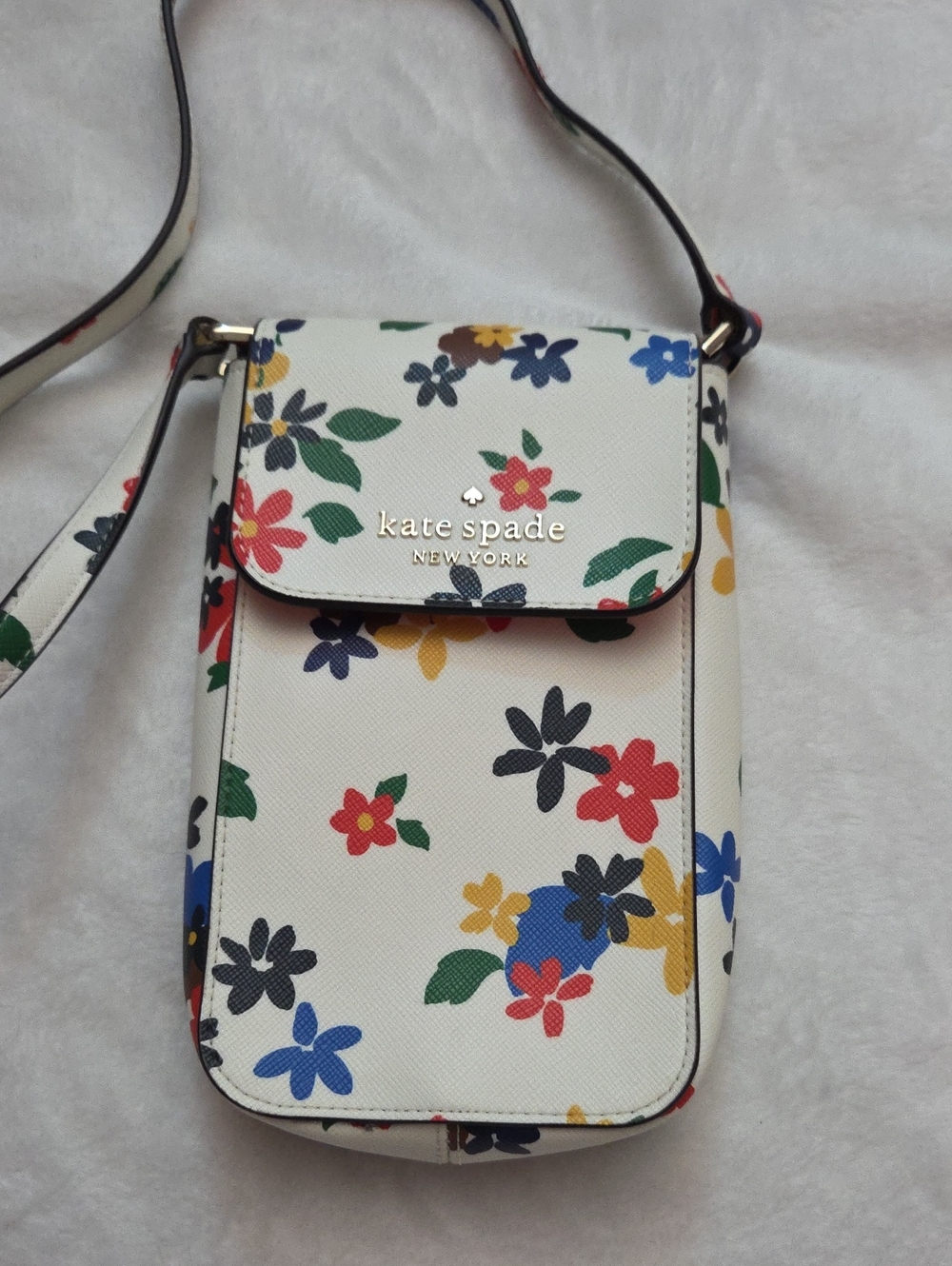 Kate Spade New York Ivory Floral Crossbody Phone Bag